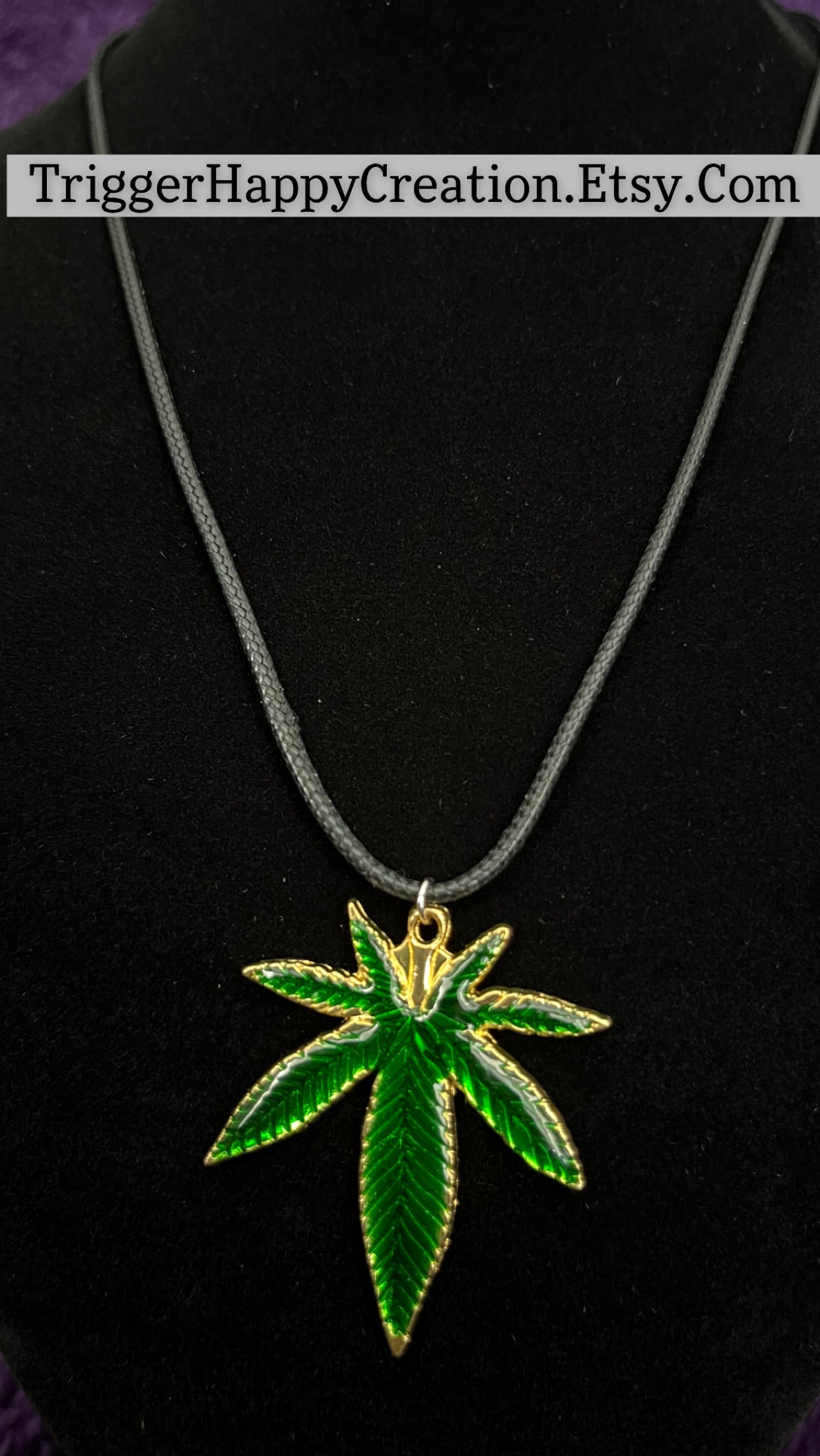 Green/Gold Pot Leaf Necklace