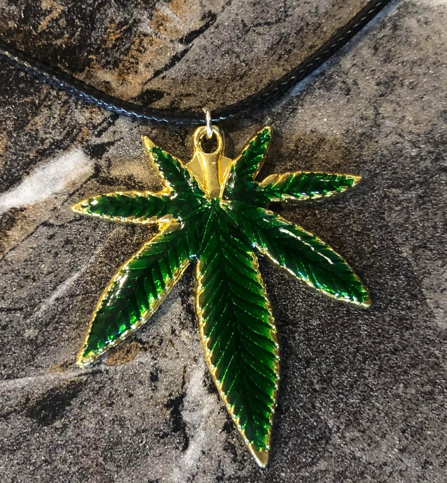 Green/Gold Pot Leaf Necklace