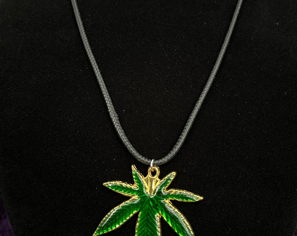 Green/Gold Pot Leaf Necklace